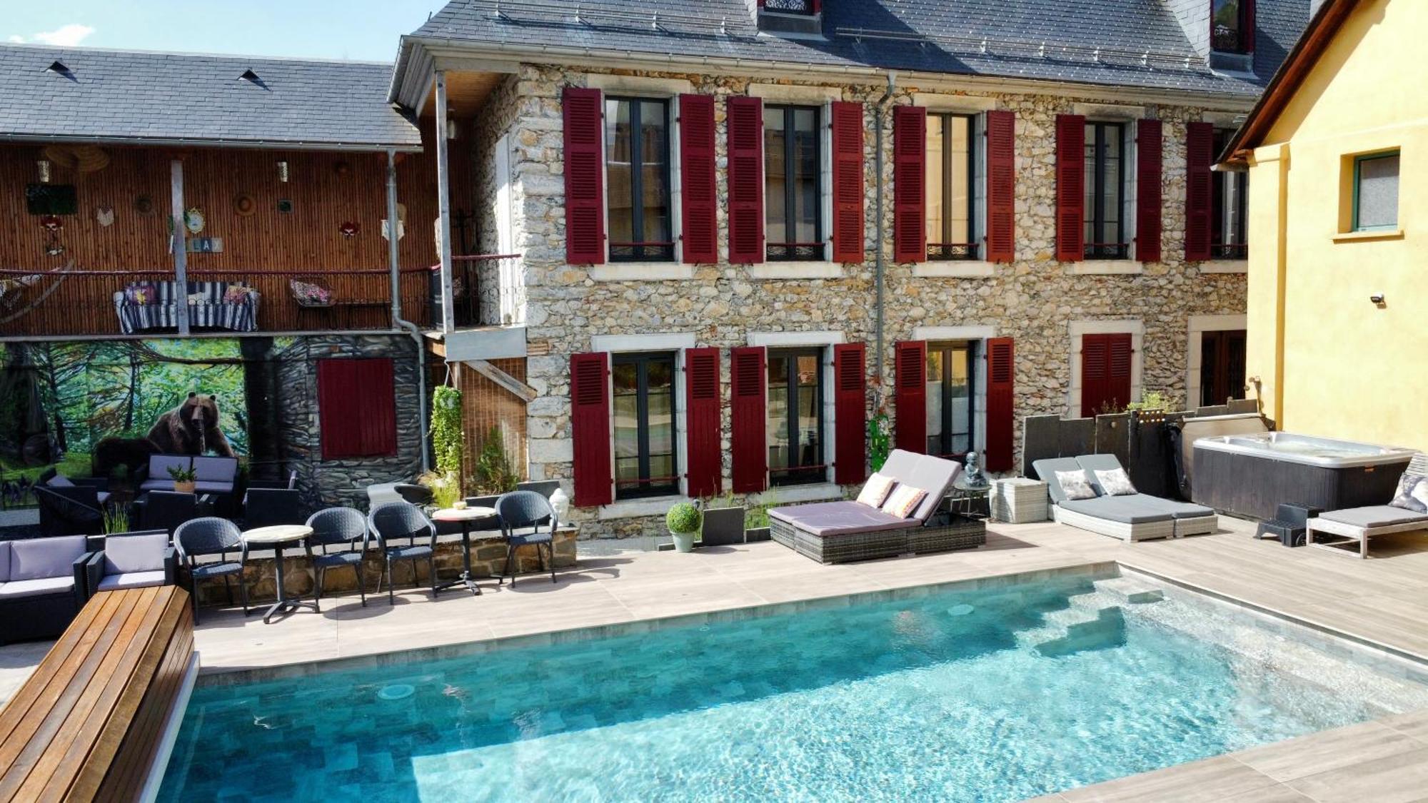 A Nouste Chambres D'Hotes Et Gite Only Adults 캄팡 외부 사진