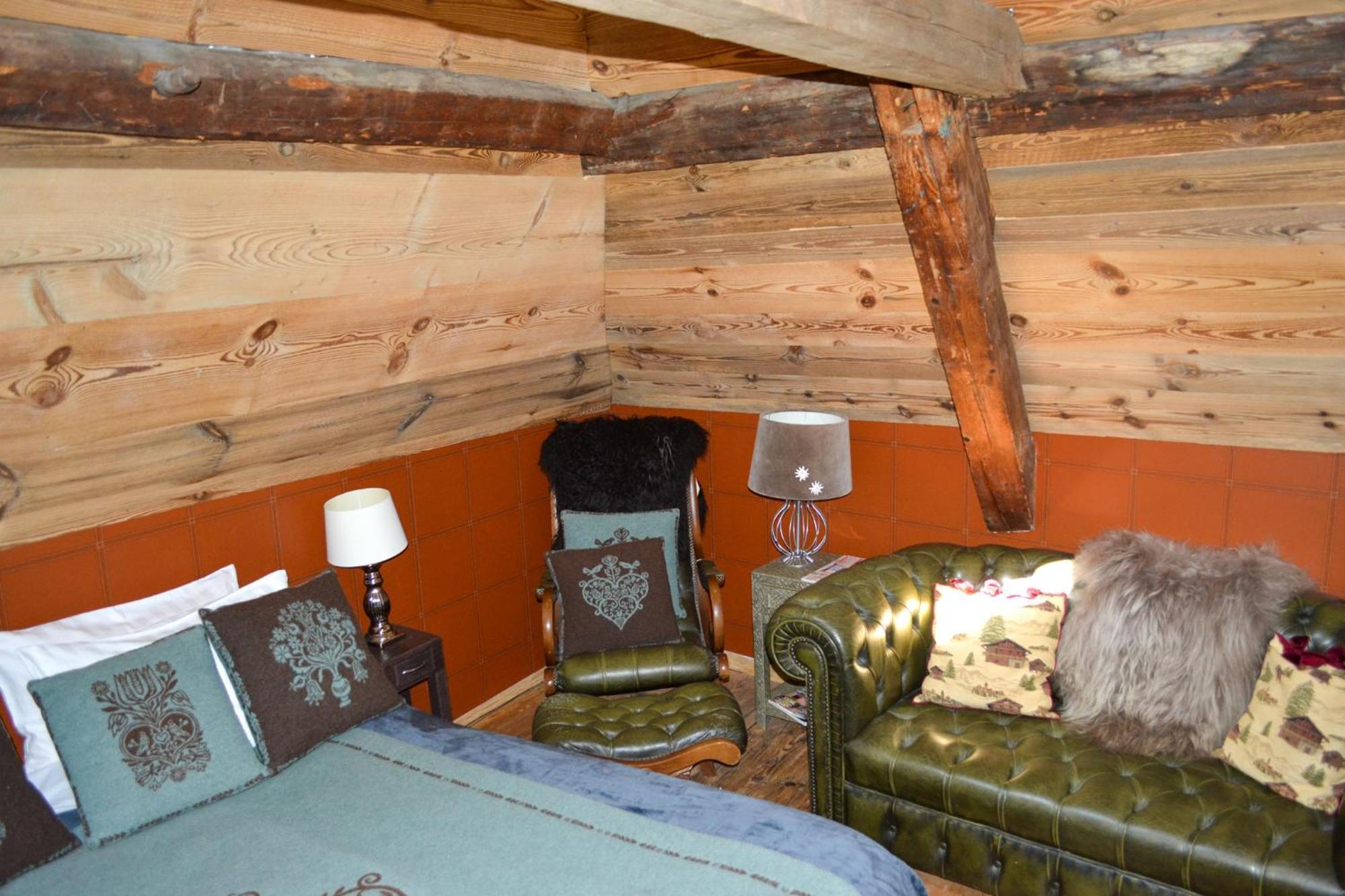 A Nouste Chambres D'Hotes Et Gite Only Adults 캄팡 외부 사진