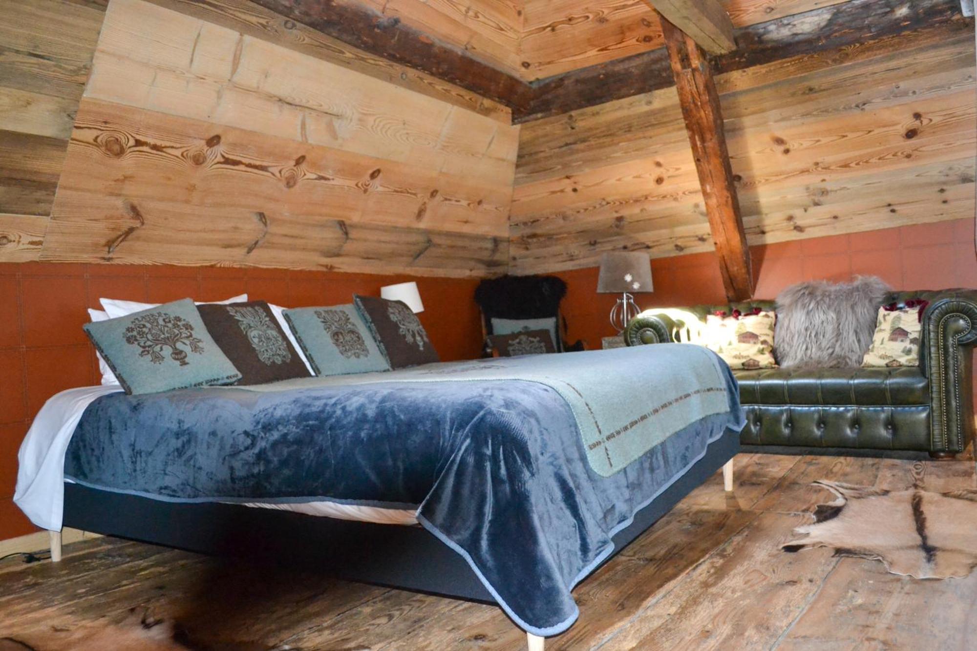 A Nouste Chambres D'Hotes Et Gite Only Adults 캄팡 외부 사진