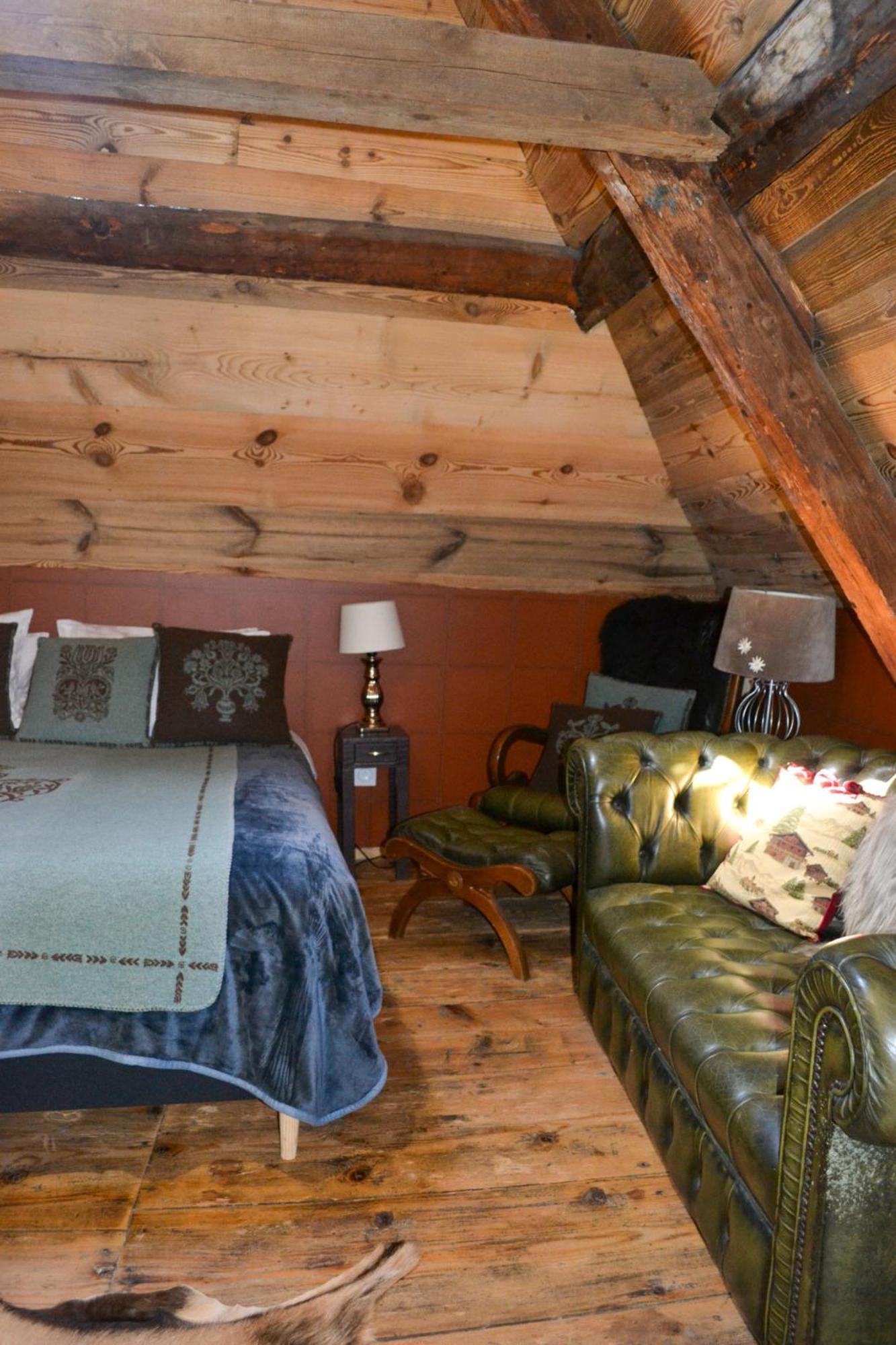 A Nouste Chambres D'Hotes Et Gite Only Adults 캄팡 외부 사진