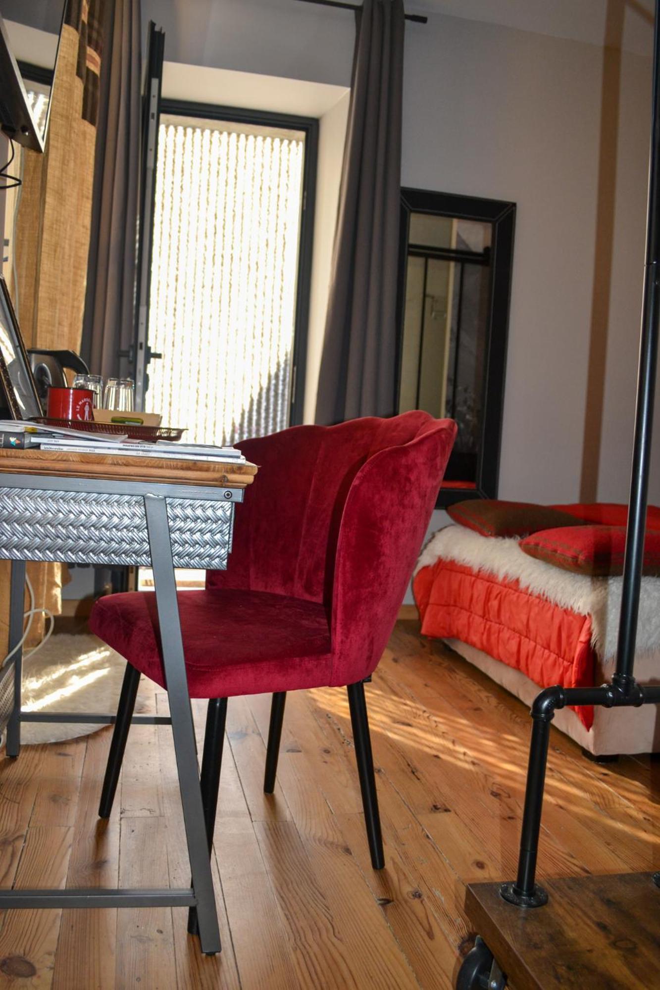 A Nouste Chambres D'Hotes Et Gite Only Adults 캄팡 외부 사진